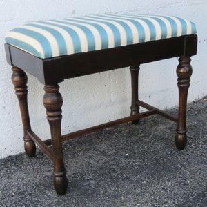 Early 1900s Vanity Stool Bench Ottoman 2995 SHIIPPING NOT INCLUDED Please ask for shipping quote
