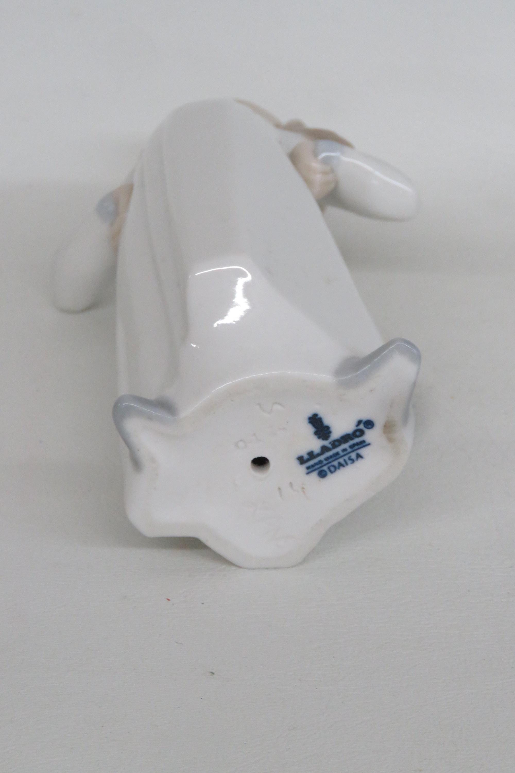 Lladro Spain Girl Stretching Model No 4872 Glossy 1974 Porcelain