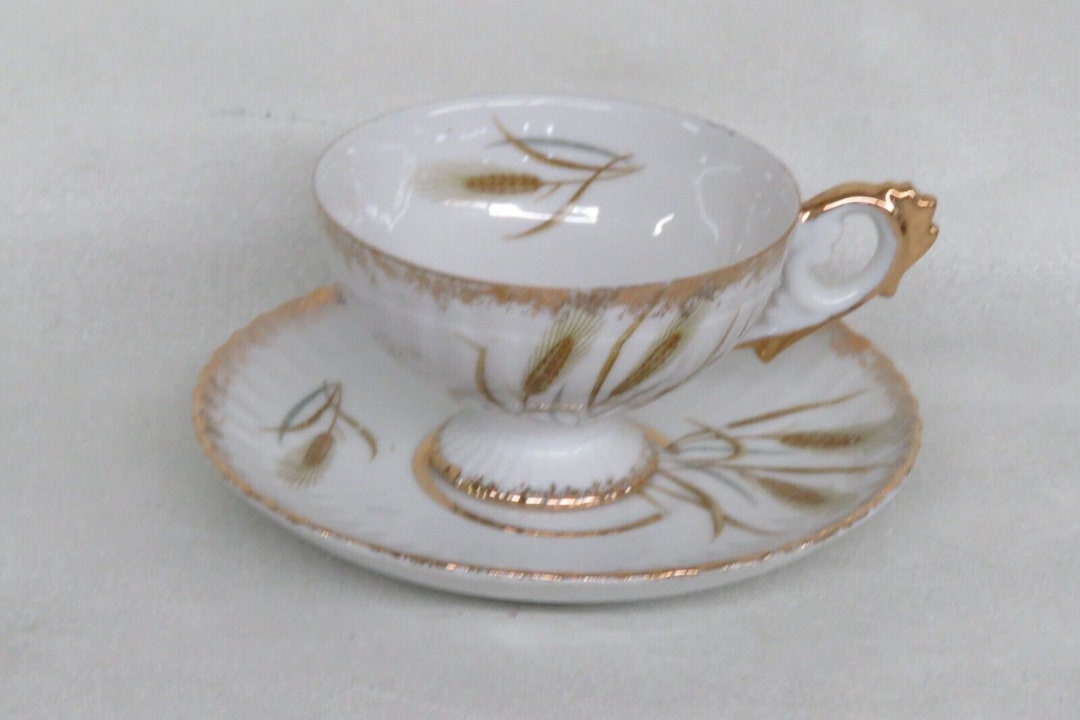 Kelvin Fine China Japan White and Gold Wheat Stalk Tea Cup