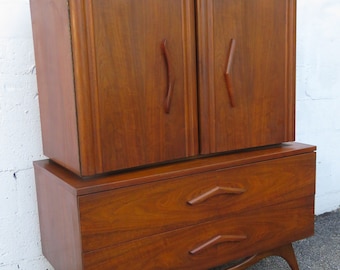 Young Manufacturing Mid Century Curved Boomerang Tall Chest of Drawers 5385 SHIPPING NOT INCLUDED Please ask for shipping quote