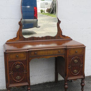 Early 1900s Carved Vanity Makeup Table Desk with Mirror 5286 SHIPPING NOT INCLUDED Please ask for shipping quote