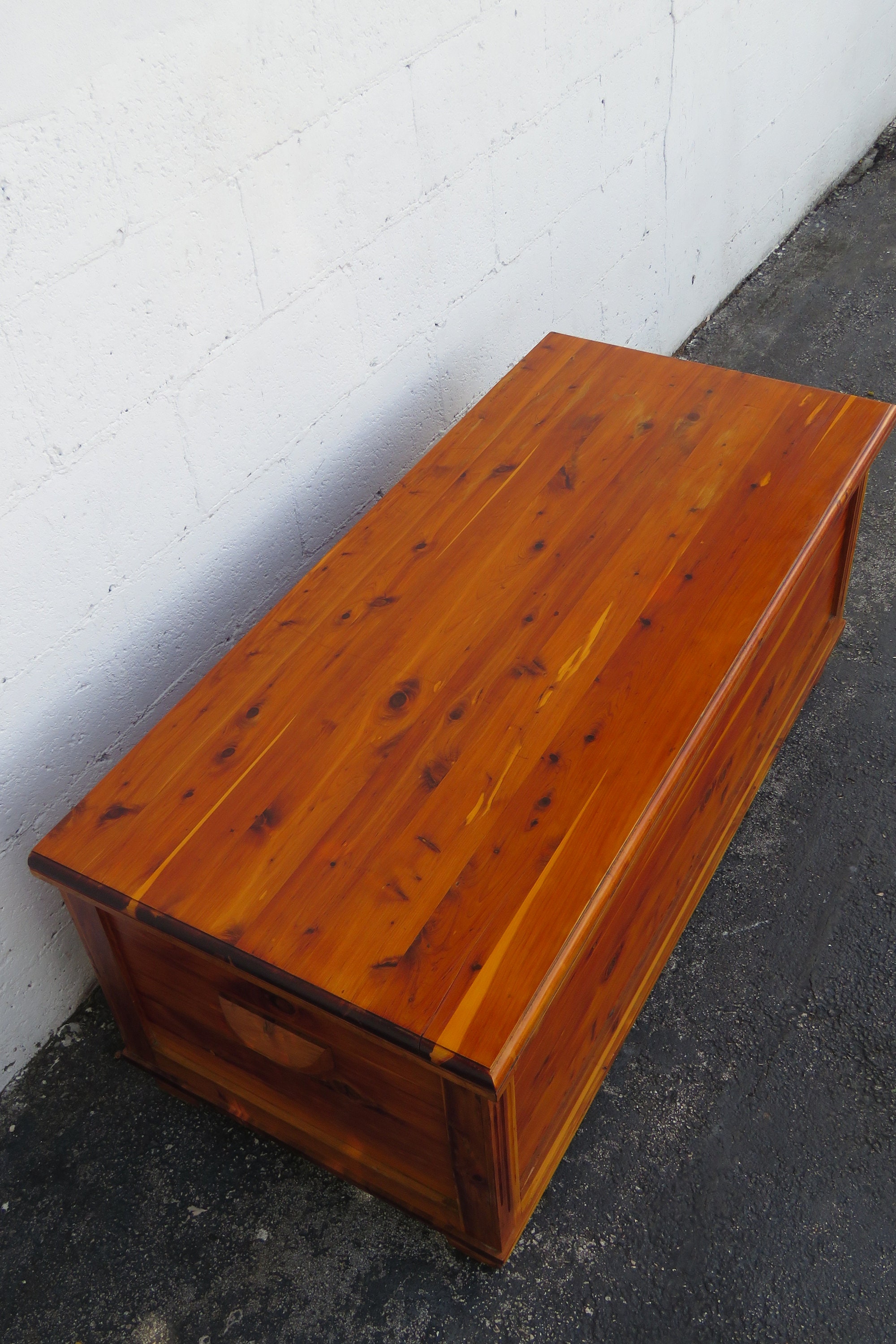 Large Solid Cedar Chest Blanket Trunk Bench Coffee Table 3513