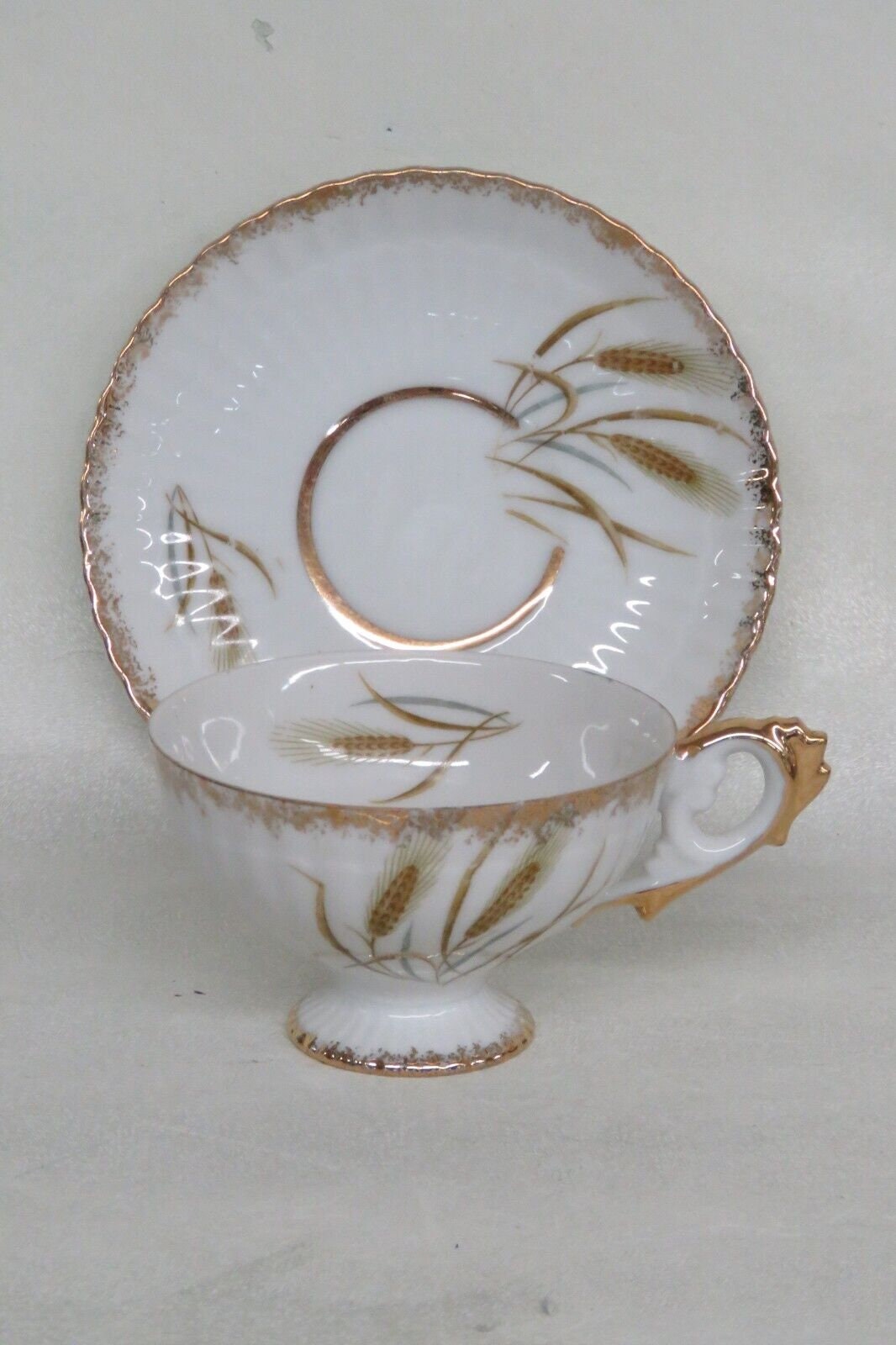 みるくてぃー　ガラス細工 Kelvin Fine China Japan White and Gold Wheat Stalk Tea Cup