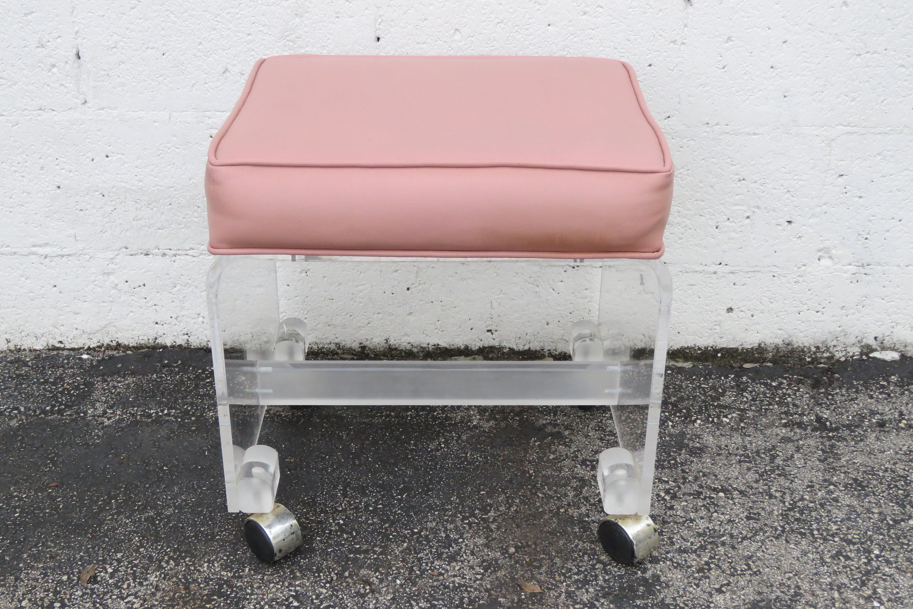 Mid Century Modern Vintage Lucite Vanity Stool 5476 SHIPPING NOT INCLUDED Please Ask for Shipping Quote Etsy