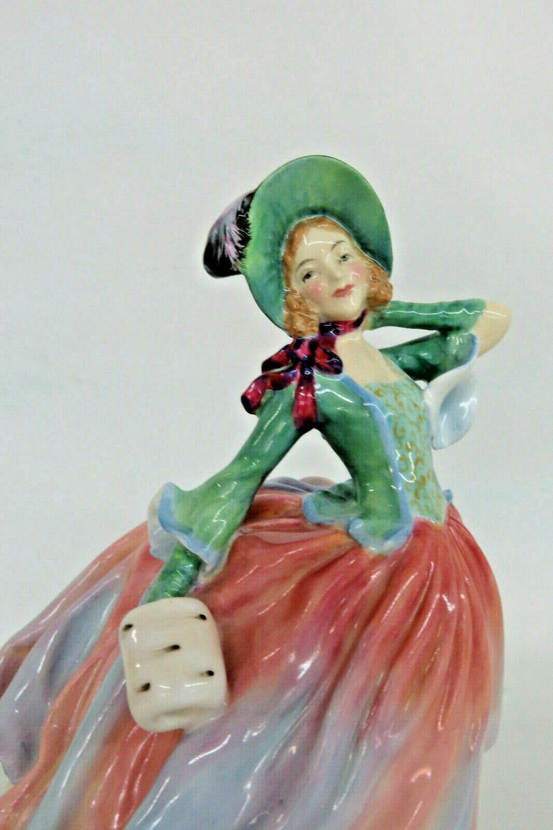 Royal Doulton HN1911 Autumn Breezes English Bone China Porcelain Figurine 1075B
