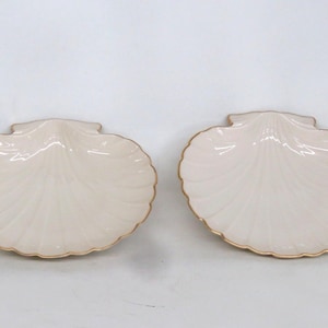 Lenox China Aegean Shell Server Dishes Pair of 2 Ivory with 24K Gold Trim 4916B