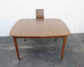 Mid Century Modern Dining Table and a Leaf 2802 SHIPPING NOT INCLUDED Please ask for shipping quote