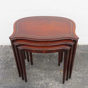 1940s Inlay Leather Top Mahogany Nesting Side End Tables Set of Three  3822 SHIPPING NOT INCLUDED Please ask for shipping quote