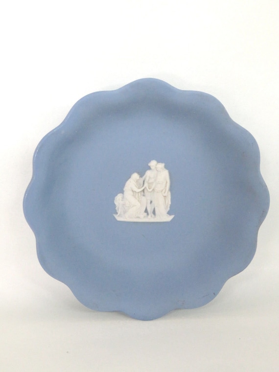 Wedgewood Covered Trinket Dish