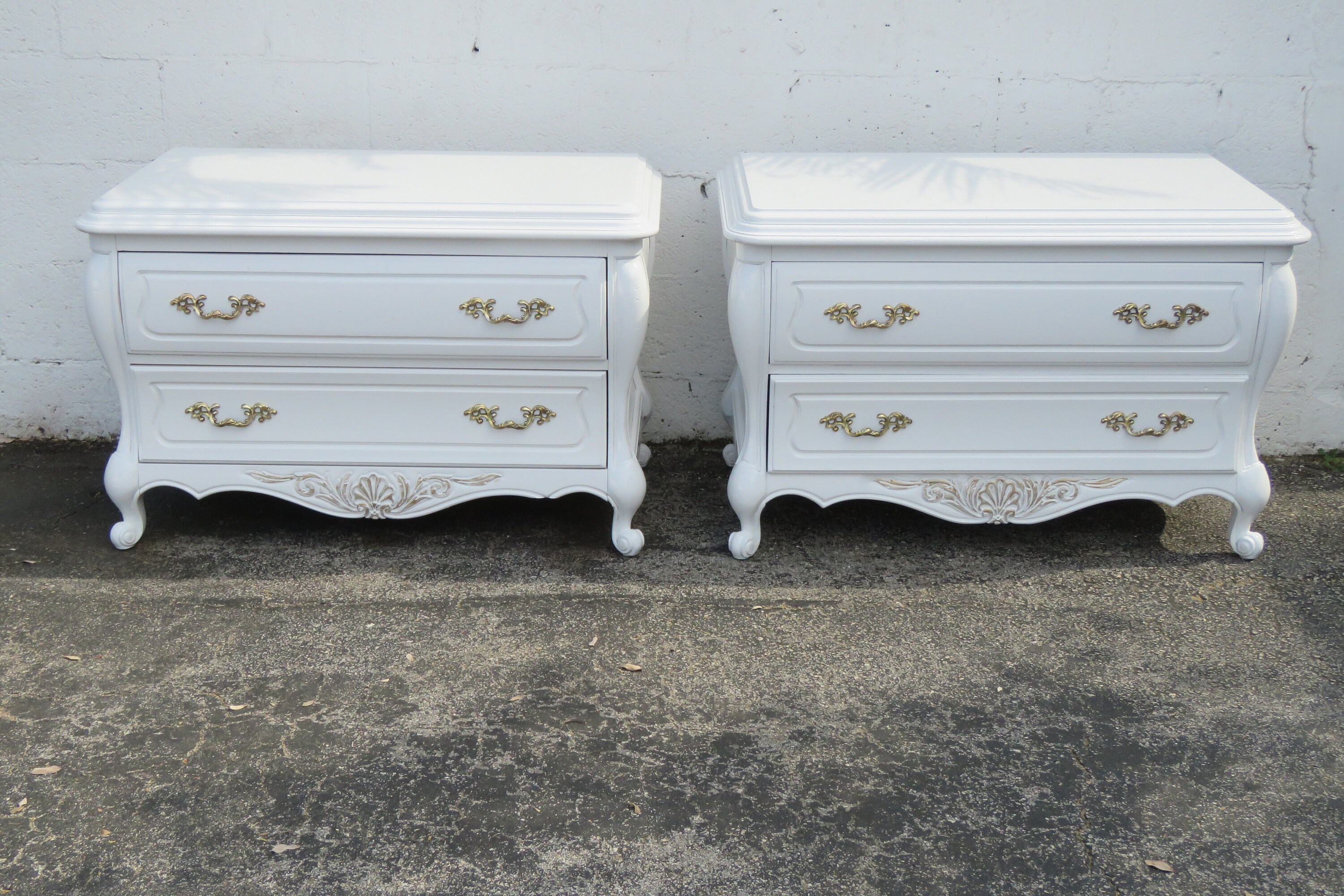 Vanleigh French Shabby Chic Extra Large Bombay Nightstands Bedside Tables a Pair 5394 SHIPPING NOT INCLUDED Please ask for shipping quote