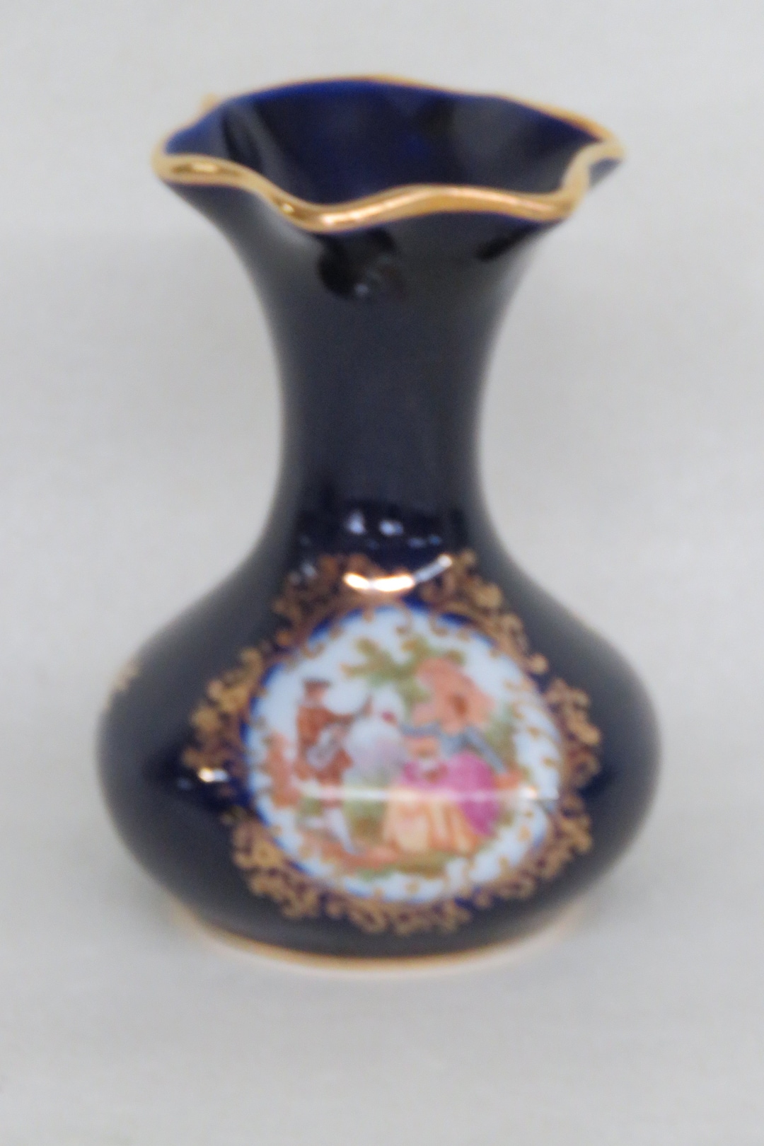 Limoges France Porcelain Cobalt Blue Gold Courting Couple Cameo