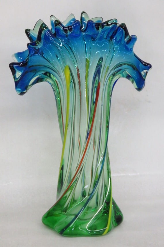 ●MODERN VINTAGE GLASS FLOWER VASE● Mid Century Modern Hand Blown Glass Twisted Fan Rim Tall Vase