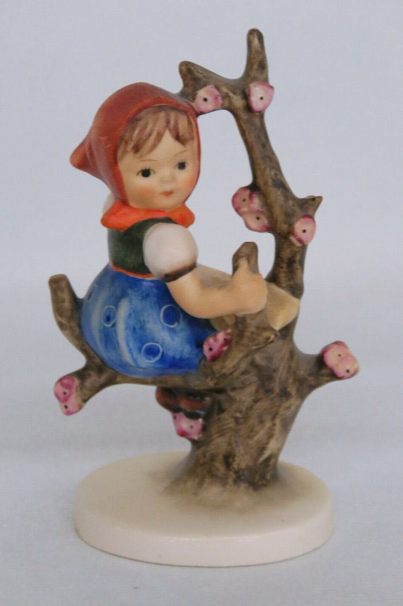 Hummel Goebel 141 Apple Tree Girl TMK3 German Porcelain Figurine