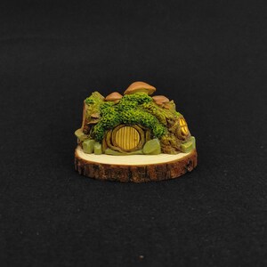 Tree Stump House Decoration (OOK)