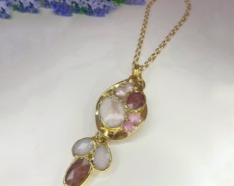 Gold and rose necklace, pendant, precious stones, Pink agate, gold, Rose quartz, Moonstone, gold jewelry, important necklace