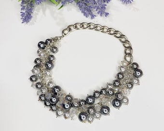Collana catena anallergica argentata con perle grigie in vetro e mezzocristallo idea regalo fatto a mano Made in Italy | Idea regalo Natale