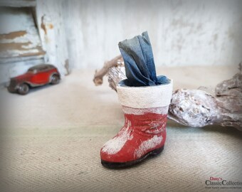 Santa Claus Boot ~ Paper Mache Ornament ~ Vintage Christmas ~ Xmas Decorations ~ Santa Bootie ~ Christmas Tree ~ hx4020
