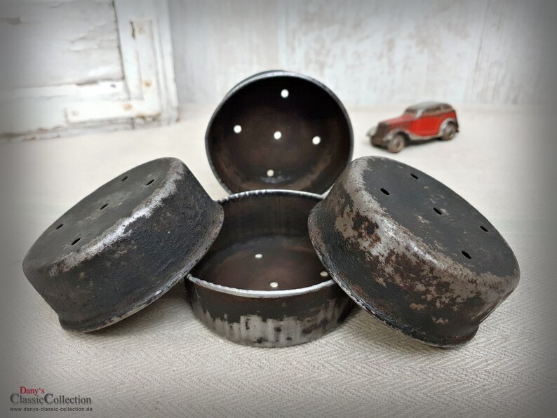 Antiguos moldes para bizcochos tostados Ø 8,5 cm moldes para hornear almacenamiento cocina de casa de campo vintage decoración de cocina en mal estado granja hy6114 imagen 1