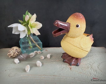 Chick Candy Container ~ Vuldoos ~ Eend ~ Paasdecoratie Oud ~ Midcentury ~ Vintage ~ Collectible ~ hx4066