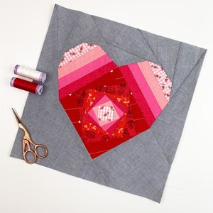 Motif de bloc de courtepointe en forme de coeur, La tête sur le coeur guérit, Téléchargement instantané au format PDF en 4 tailles, courtepointe de la Saint-Valentin, motif d'assemblage de papier de base