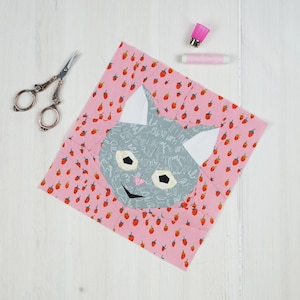 Cat Quilt Block Pattern, Cat Portrait Pattern,  PDF instant download, Nursery Decor, Modern Quilt Pattern, Cat quilt
