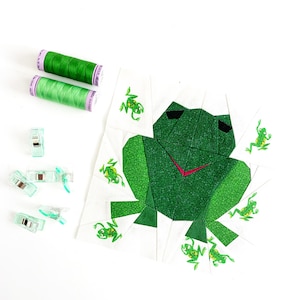 Frog FPP Quilt block pattern 5 sizes PDF instant download, Foundation Paper Piecing pattern