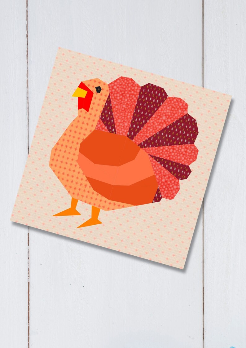 turkey quilt block pattern brown colored turkey on tan background