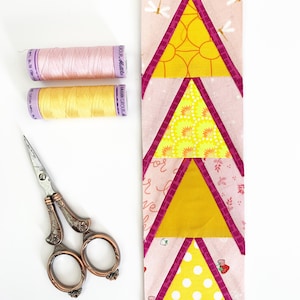 Flying Geese Quilt Block Pattern: Border Foundation Paper Piecing (PDF Download)