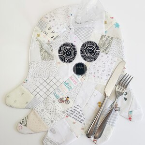 Ghost placemat/ coaster patched sewing pattern . The cutest little quilted ghost placemat pattern, perfect for your fabric scraps. The pattern is for a placemat and a Coaster.