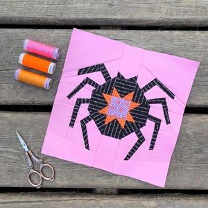 スパイダーキルトのブロックパターン：ハロウィーンのファンデーションペーパーピーシング（PDFパターン）