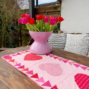 Heart Table Runner Pattern: Valentines Day Patchwork Quilt (PDF Pattern ...