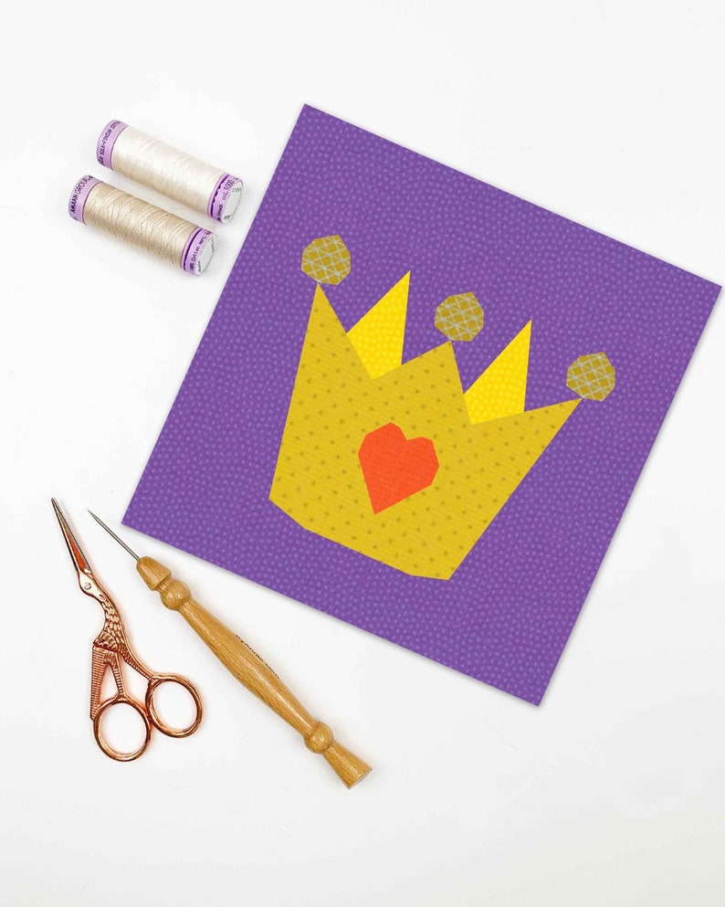 Crown Quilt Block Pattern, yellow pink crown on purple  background