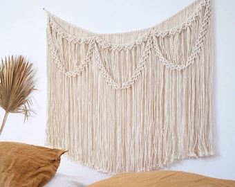 Macramé headboard garland