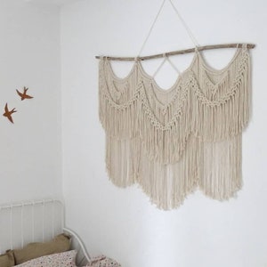 Large wall hanging in macramé, large headboard in macramé