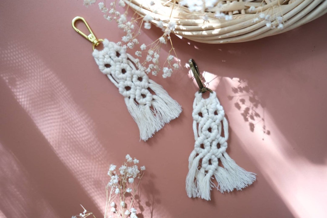 Macrame Key Holder, Wedding Guest Gift - Etsy