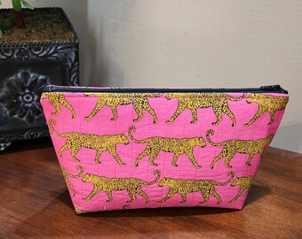 Makeup pouch, Jaguar Print Quilted Cosmetic bag, Toiletries bag, travel accessories bag, makeup pouch