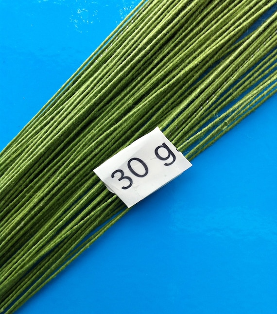 30 Gauge Green Cotton Covered Floral Wire - 120 Feet per Bundle (36.6m) in 12 inch (30.5cm) Lengths