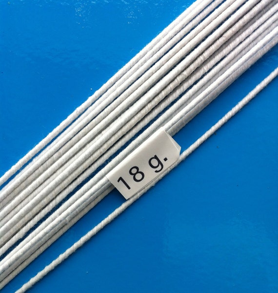 18 Gauge White Cotton Covered Floral Wire 20 Feet per Bundle 6.1m in 12  Inch Lengths 30.5cm 