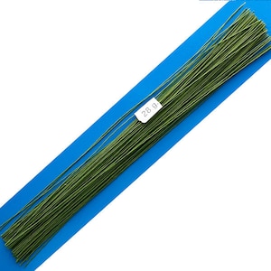 28 Gauge Green Cotton Covered Floral Wire - 100 feet per bundle (30.5m) in 12 inch (30.5cm) lengths