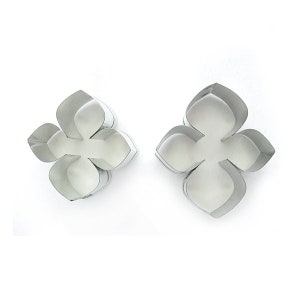 Hydrangea Petal Cutters (set of 2 sizes)