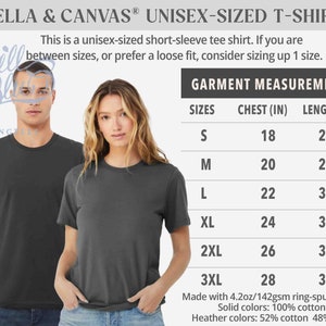 K&ouml;nnte beinhalten: Ein Unisex-T-Shirt in dunkelgrau meliert. Das Shirt besteht aus 4,2 oz/142 g/m&sup2; Ringspinn-Jersey. Die Gr&ouml;&szlig;entabelle zeigt Brust- und L&auml;ngenma&szlig;e in Zoll. Der Text auf dem Bild lautet "Bella & Canvas&reg; Unisex-Sized T-Shirt".