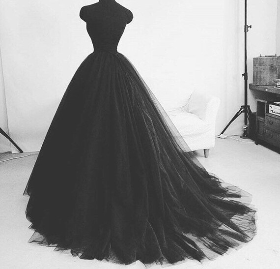 long tulle skirt with train