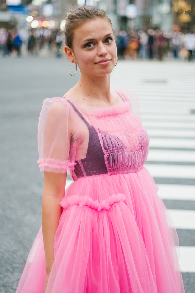 villanelle wedding outfit