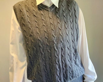 classy grey club room sweater vest size L