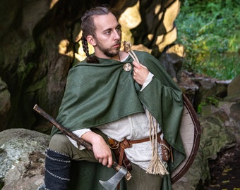 Medieval Viking Wool Cloak - Hoodless Celtic Cape - LARP, Cosplay & Historical Costume Accessory