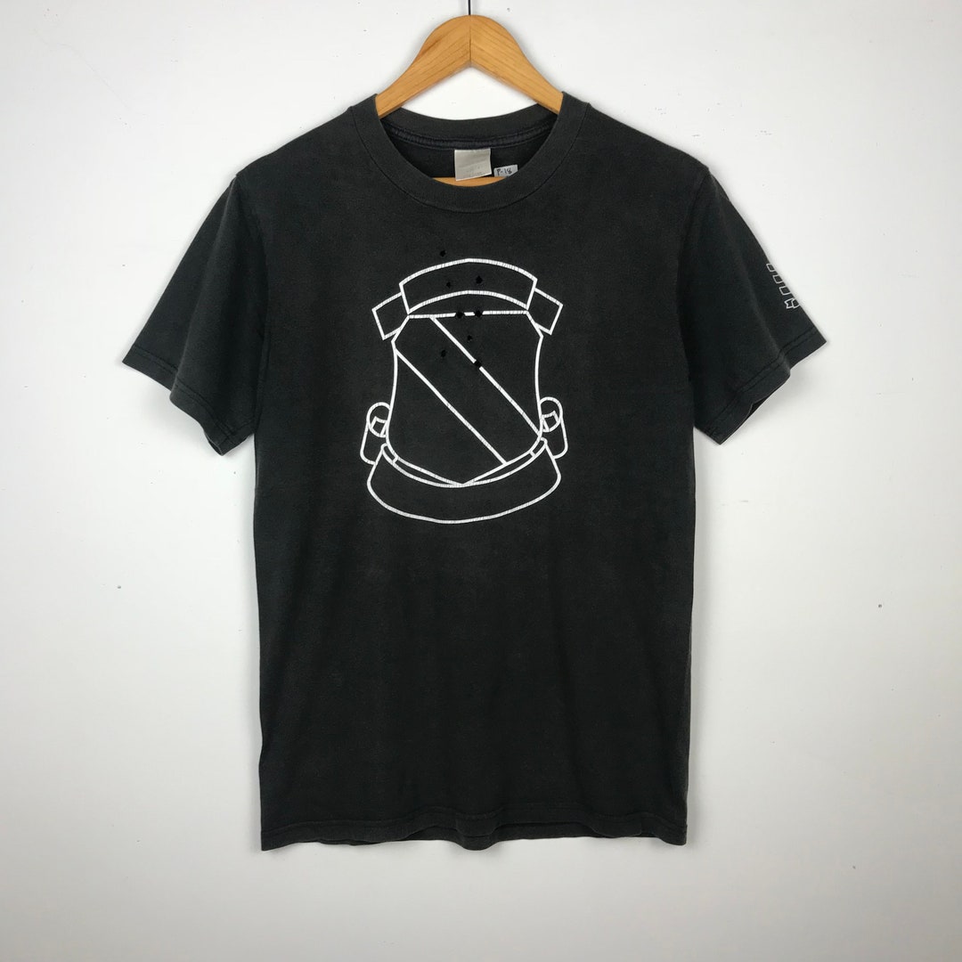 Rare NUMBER NINE Crest Shield Bullet Hole T Shirt Japanese Brand Streetwear  Tees / Size 3 / Black /avs1 - Etsy Hong Kong