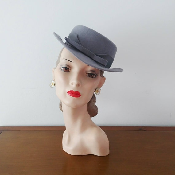 RESERVED Vintage 1940s Grey Tilt Hat | 40s Hat | 4