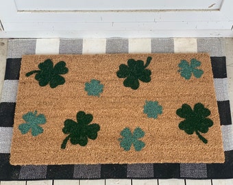Clover For St Patrick's Day Bathroom Rug Non-Slip Floor Door Mat 16x24" 