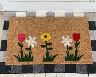 Spring Floral Coir Doormat, Flower Doormat, Tulip Welcome Mat, Spring Porch Decor, Spring Decor, Housewarming Gift, New Home Owner Gift,