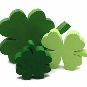 Four Leaf Wooden Clover Set of 3, Set of 3 Green Shamrocks, St. Patrick’s Day Decor, St. Patty’s Wood Decor, St. Patty’s Tiered Tray Decor